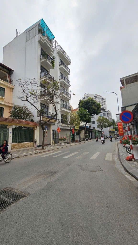 Bán đất đầu ngõ đường An Dương Vương, phường Phú Thượng, Tây Hồ, Hà Nội